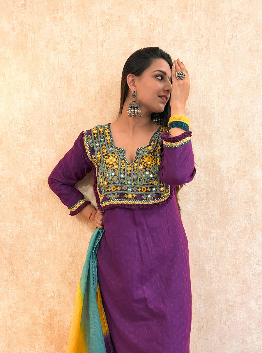 Blooming Elegance Ethnic Suit Set with Flowing Silhouette & Festive Charm