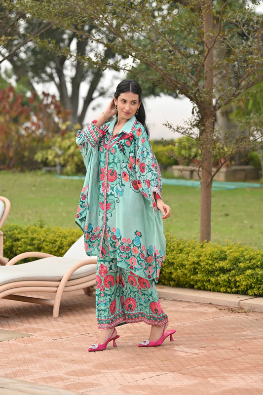 Vibrant Cadmium Green Panelled Kaftan Co-Ord Set with Modern Placement Design
